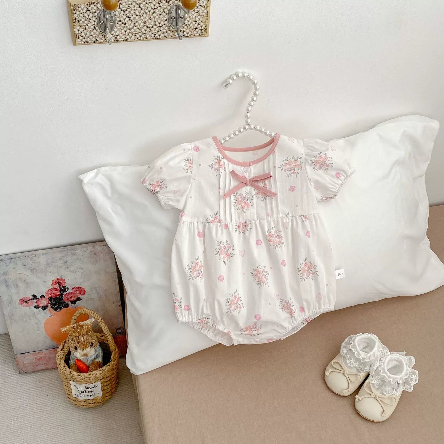 Summer Arrival Baby Girls Cute Short Sleeves Crew Neck Floral Print Onesies