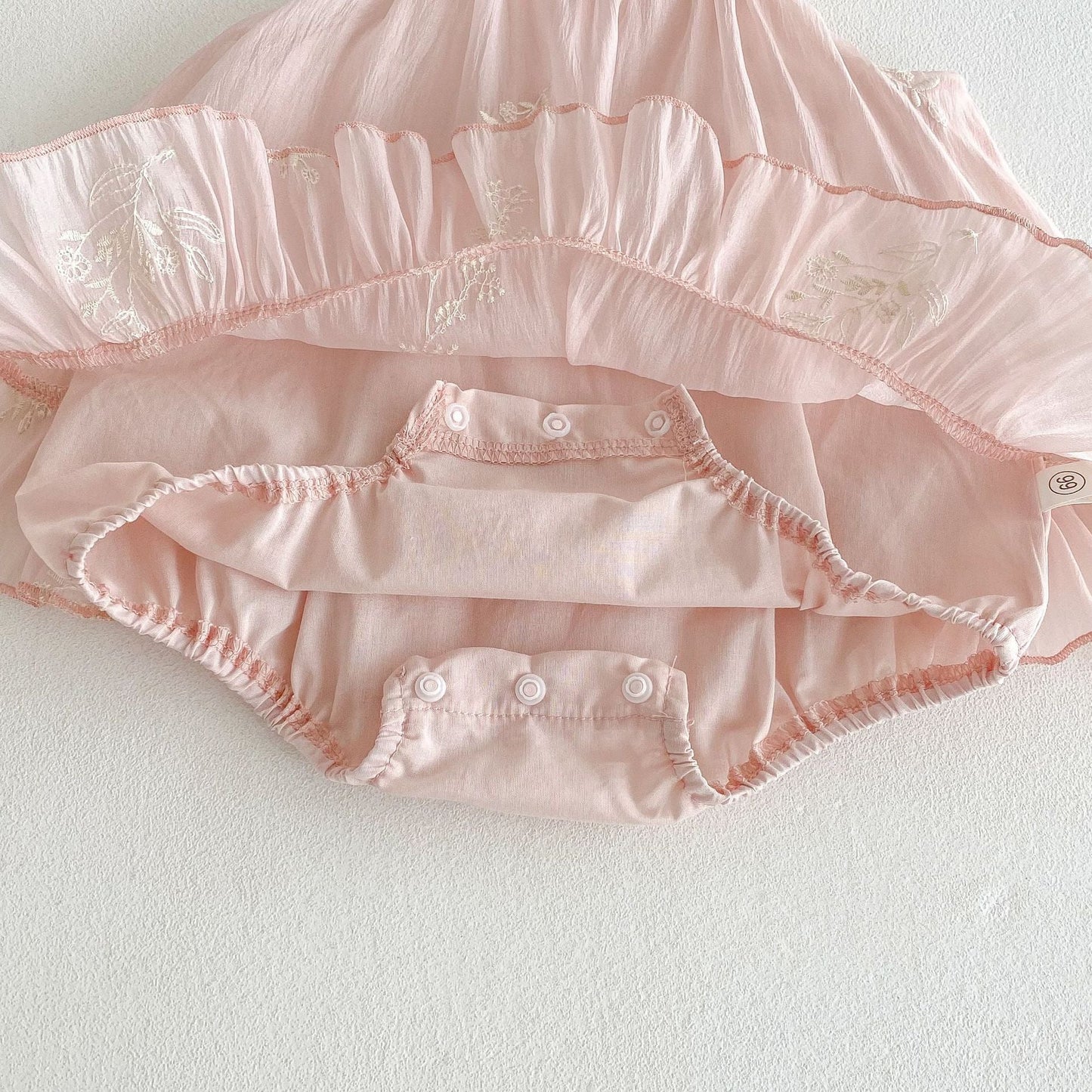 Summer Arrival Baby Girls Cute Pink Short Sleeves Flowers Embroidered Onesies