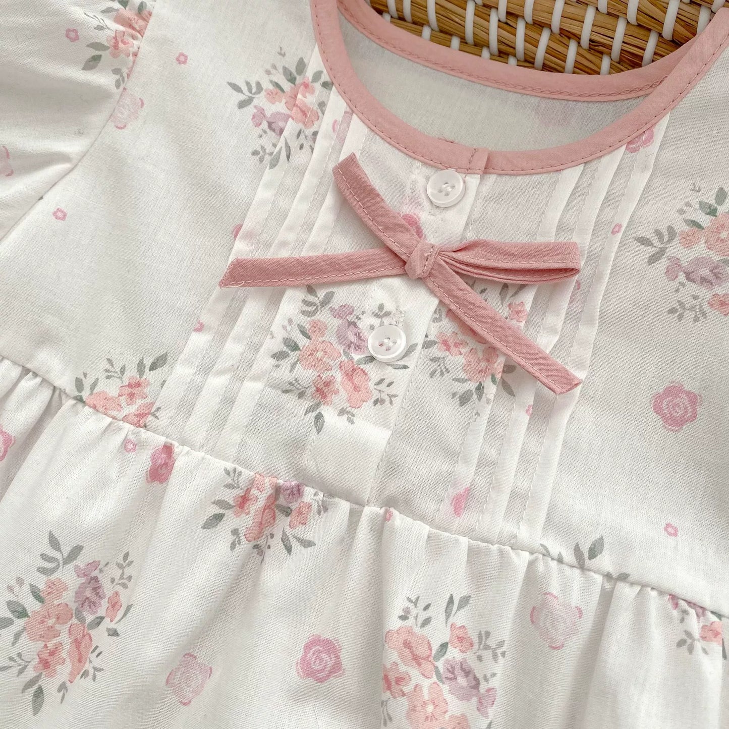 Summer Arrival Baby Girls Cute Short Sleeves Crew Neck Floral Print Onesies