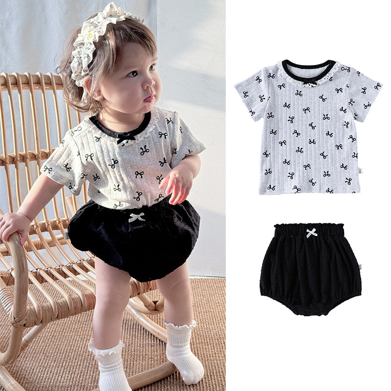 Summer Arrival Baby Girls Short Sleeves Butterfly-Bows Pattern Top and Bloomers Clothing Sets